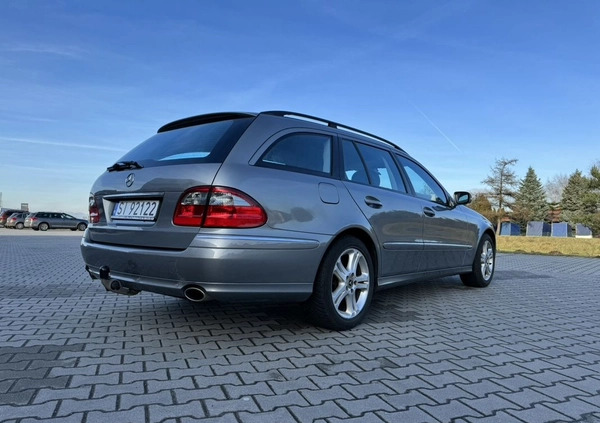 Mercedes-Benz Klasa E cena 25000 przebieg: 298000, rok produkcji 2007 z Chorzów małe 352